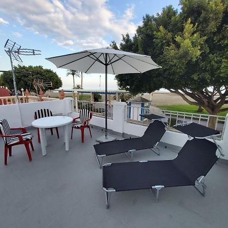 Beachfront House مالقة المظهر الخارجي الصورة