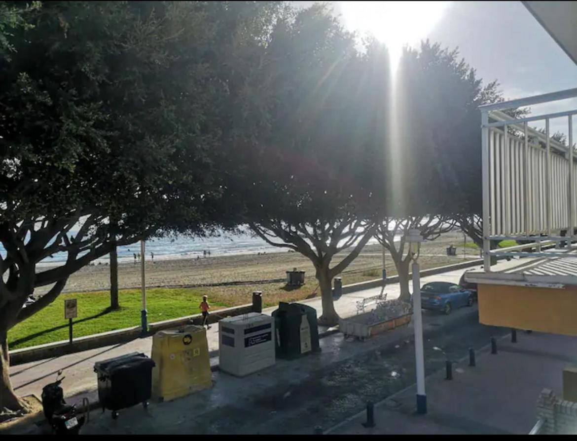 Beachfront House مالقة المظهر الخارجي الصورة